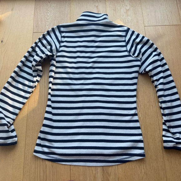 HELLY HANSEN  WOMEN BYKLE GRAPHIC FLEECE STRIPED BLUE AND WHITE - M - Picture 7 of 11